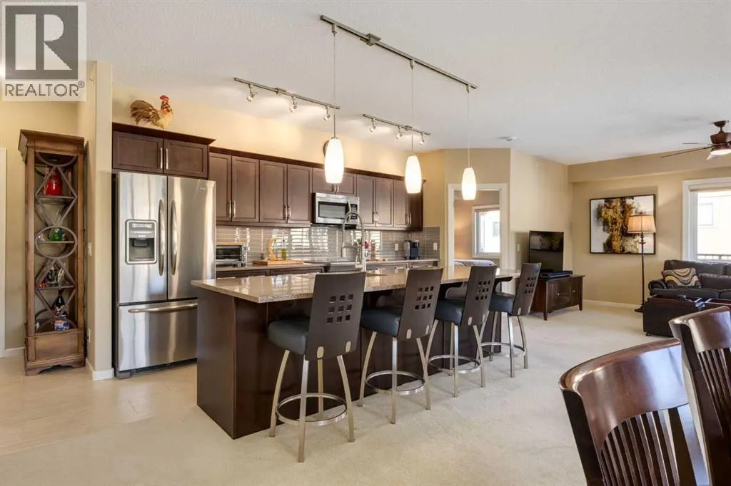 204, 103 Valley Ridge Manor NW