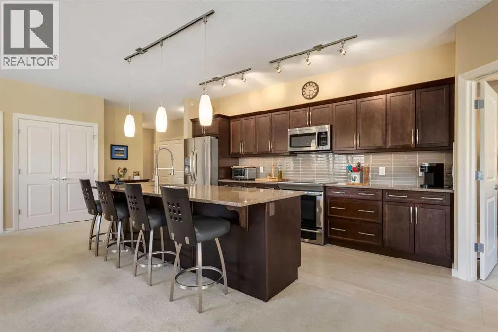 204, 103 Valley Ridge Manor NW
