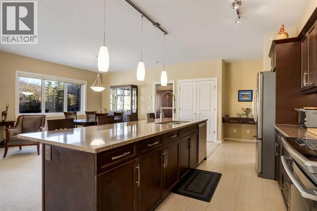 204, 103 Valley Ridge Manor NW