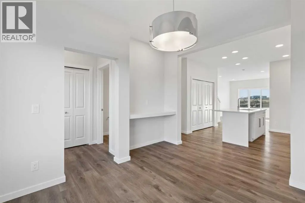 210 Heartwood Parade SE