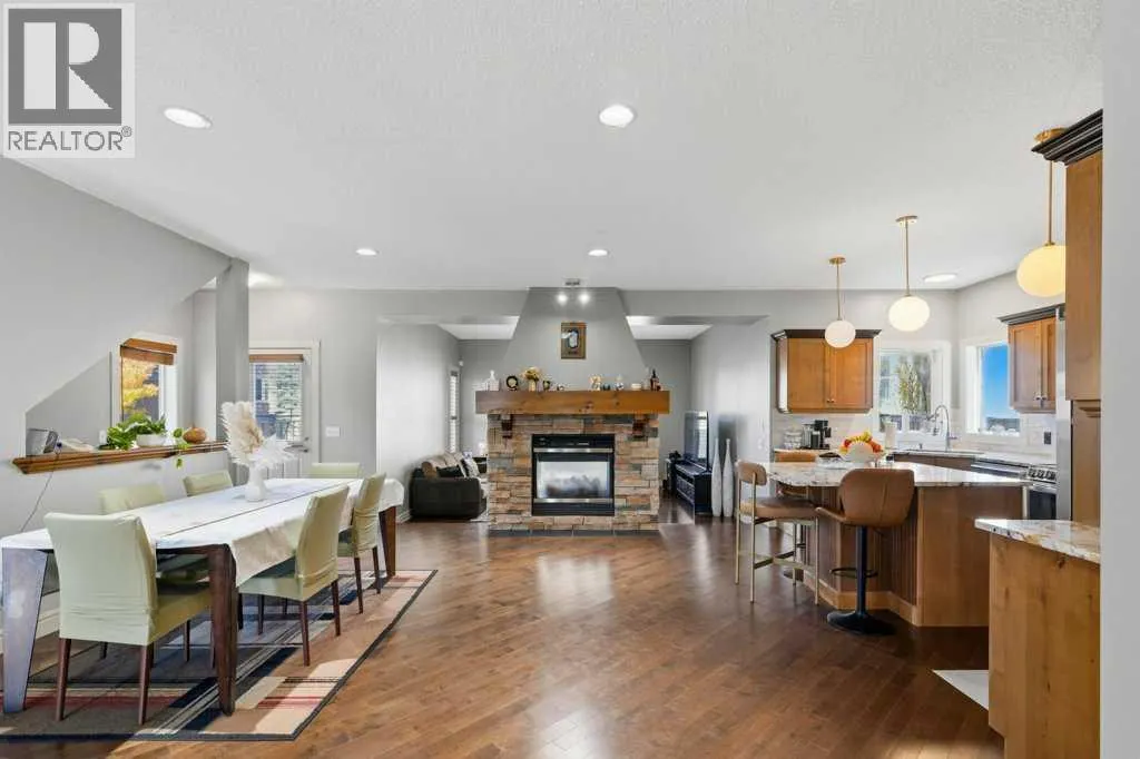 30 Aspen Stone Road SW