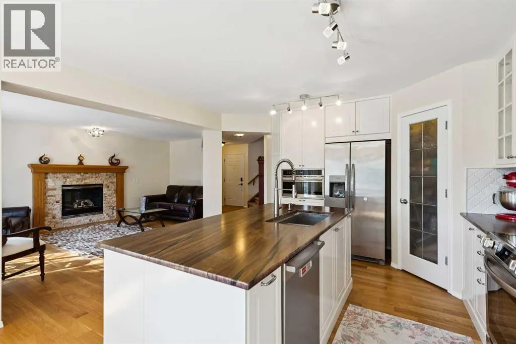 3766 Springbank Drive SW