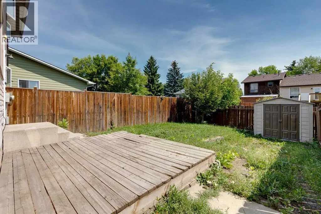 264 Templeview Way NE