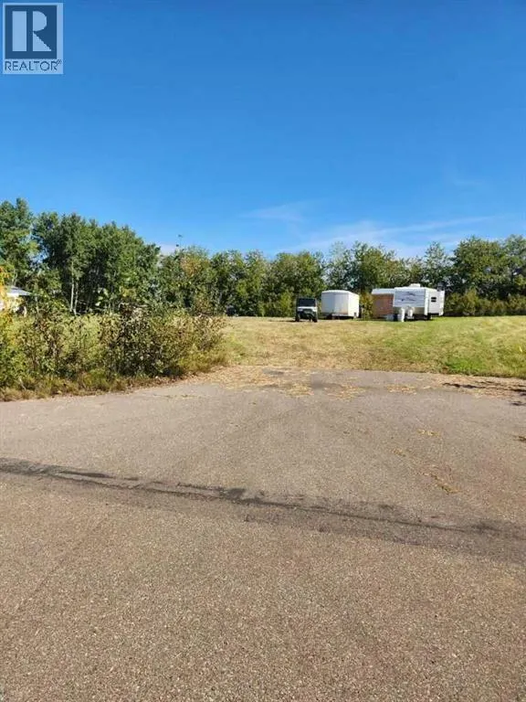 21, 513 Lloyd Lines Way