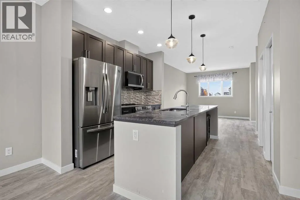 227 Copperpond Row