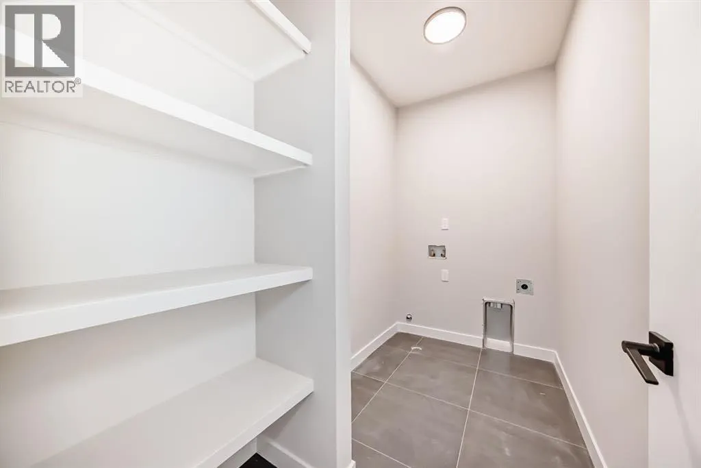 4 Heritage Mews