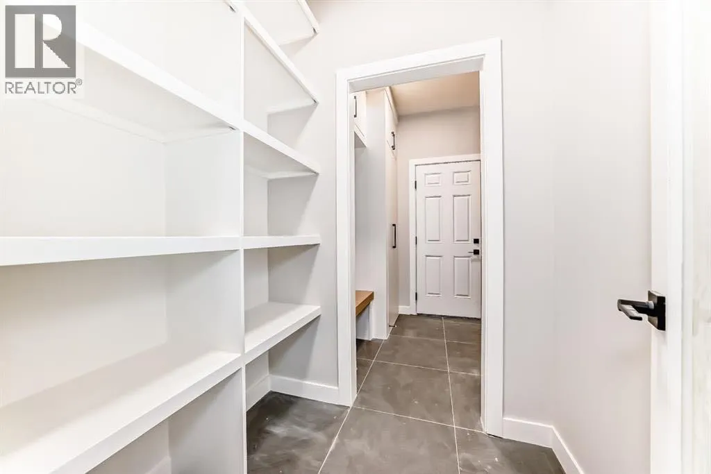 4 Heritage Mews