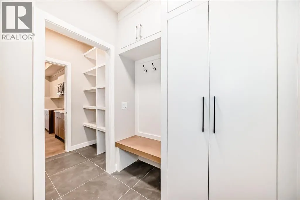 4 Heritage Mews