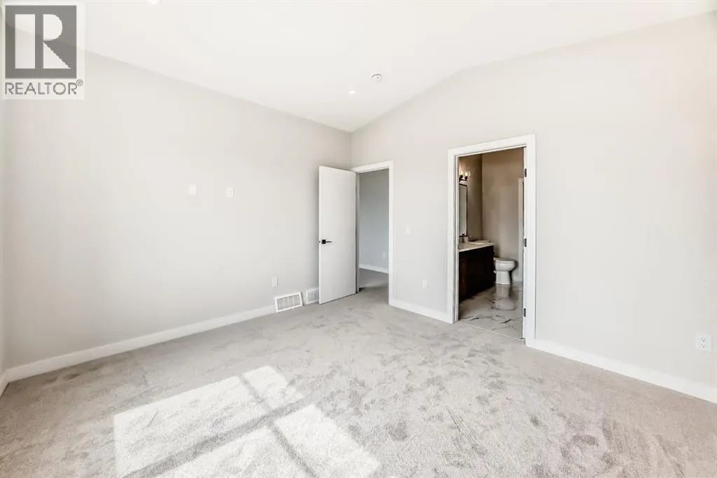 4 Heritage Mews