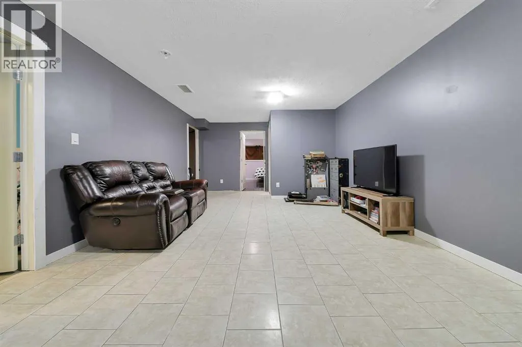 220 Jordan Parkway