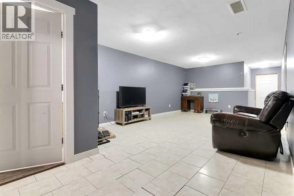 220 Jordan Parkway