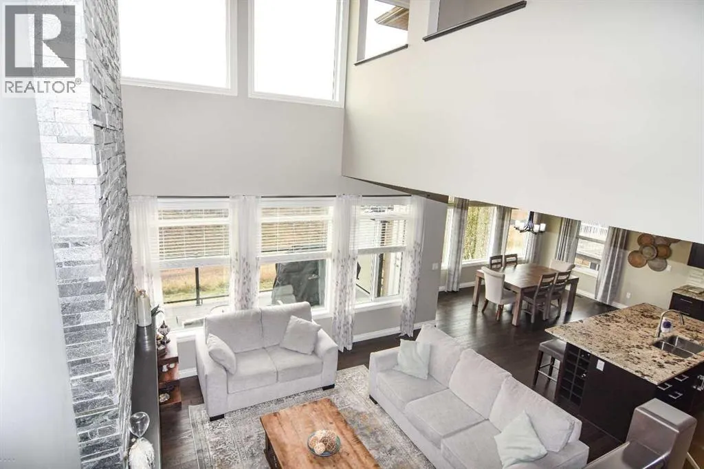32 Evansborough Hill NW