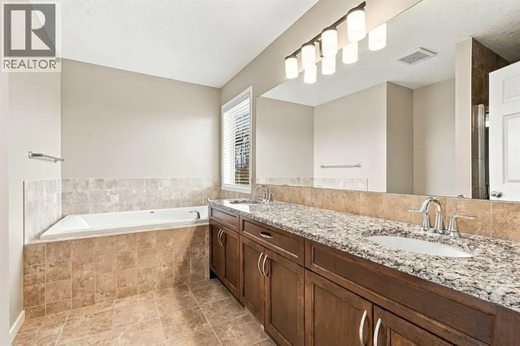 116 Brightoncrest Manor SE