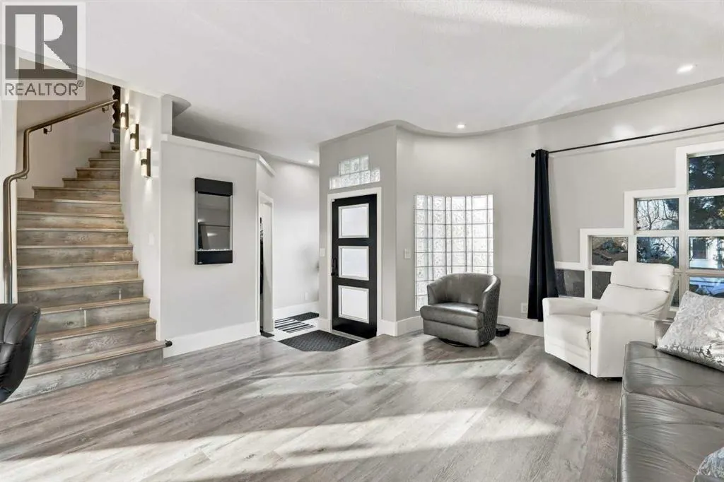 72 Darling Crescent