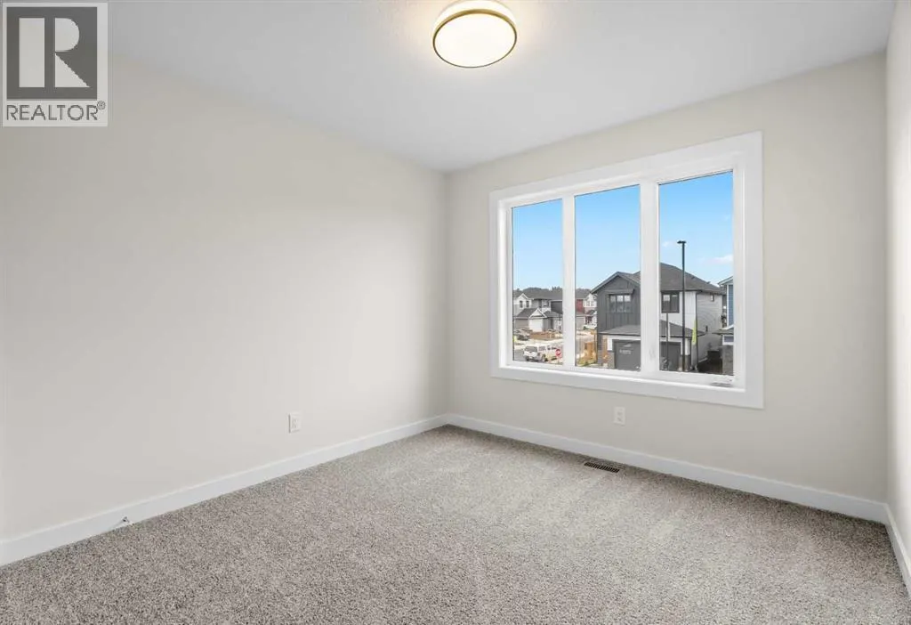 125 Quartz Crescent