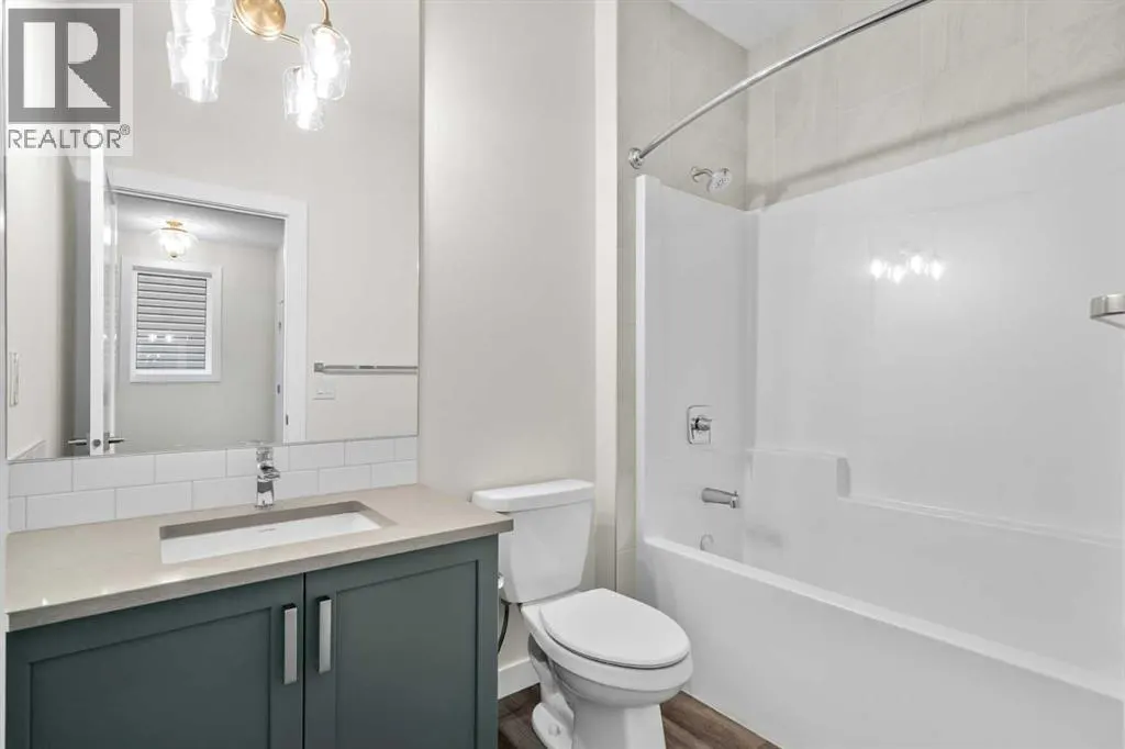 125 Quartz Crescent