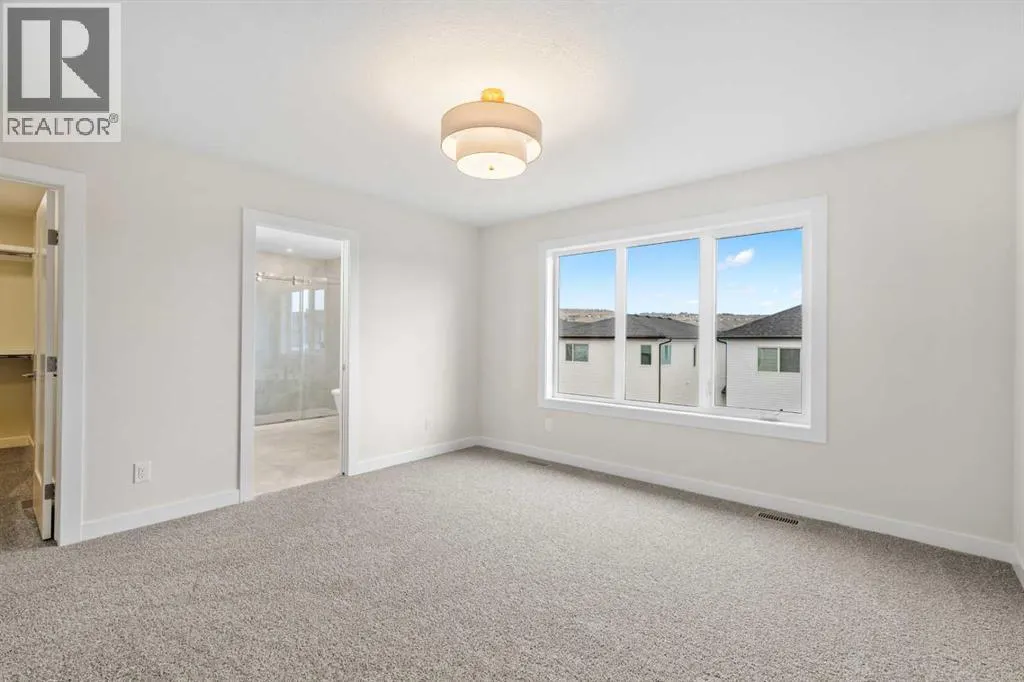125 Quartz Crescent