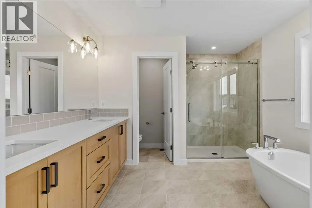 125 Quartz Crescent