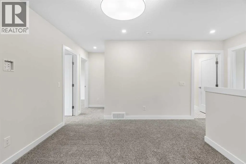125 Quartz Crescent