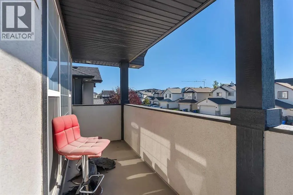 282 Saddlefield Place NE