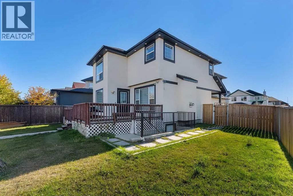 282 Saddlefield Place NE