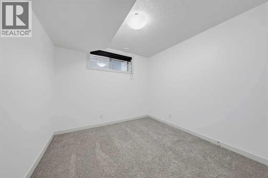 63 Cortina Villas SW