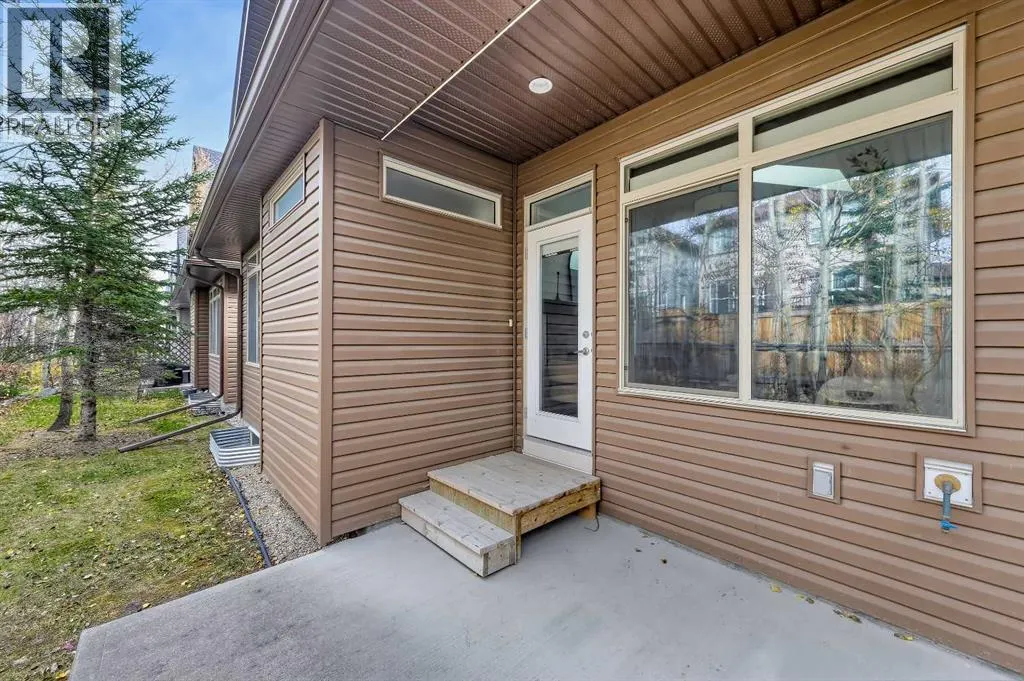 63 Cortina Villas SW