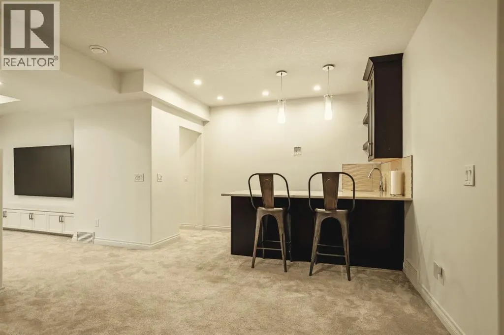 211 Auburn Sound Circle SE