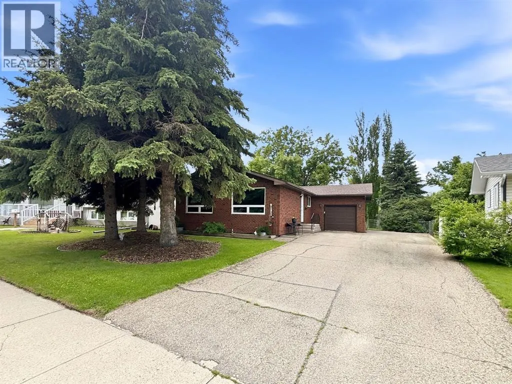 12 Malcolm Crescent