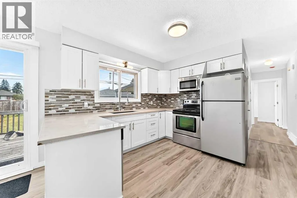2016 46 Street SE