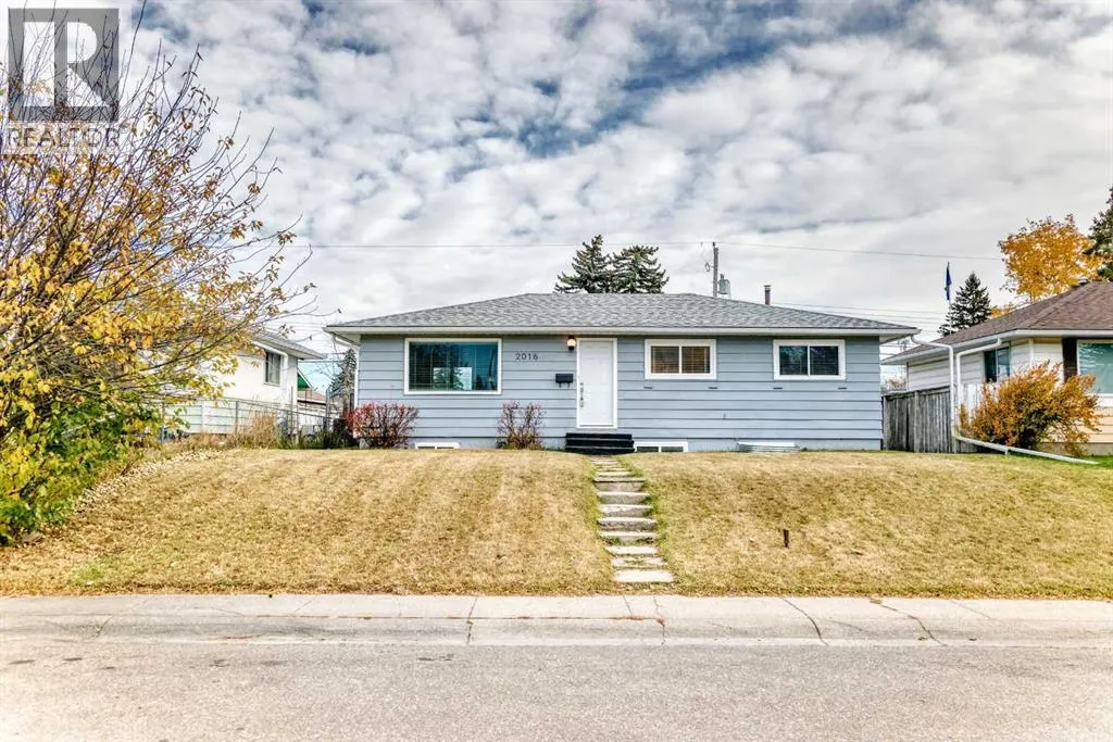2016 46 Street SE