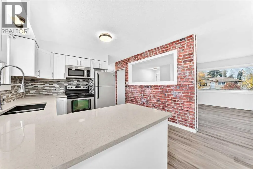 2016 46 Street SE