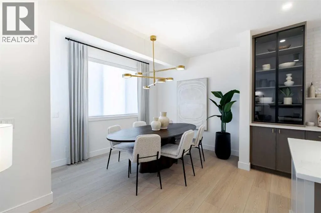 35 Ambledale Crescent NW