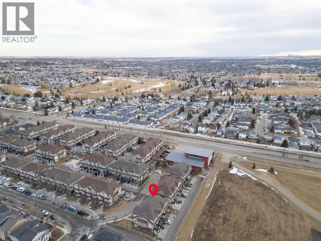 2001, 280 Williamstown Close NW