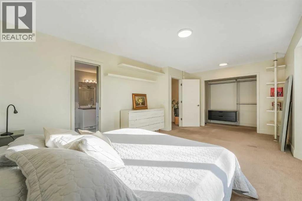 555 Killarney Glen Court SW