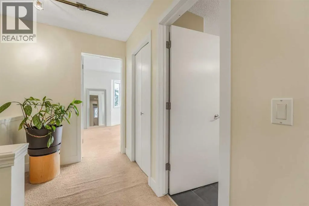 555 Killarney Glen Court SW