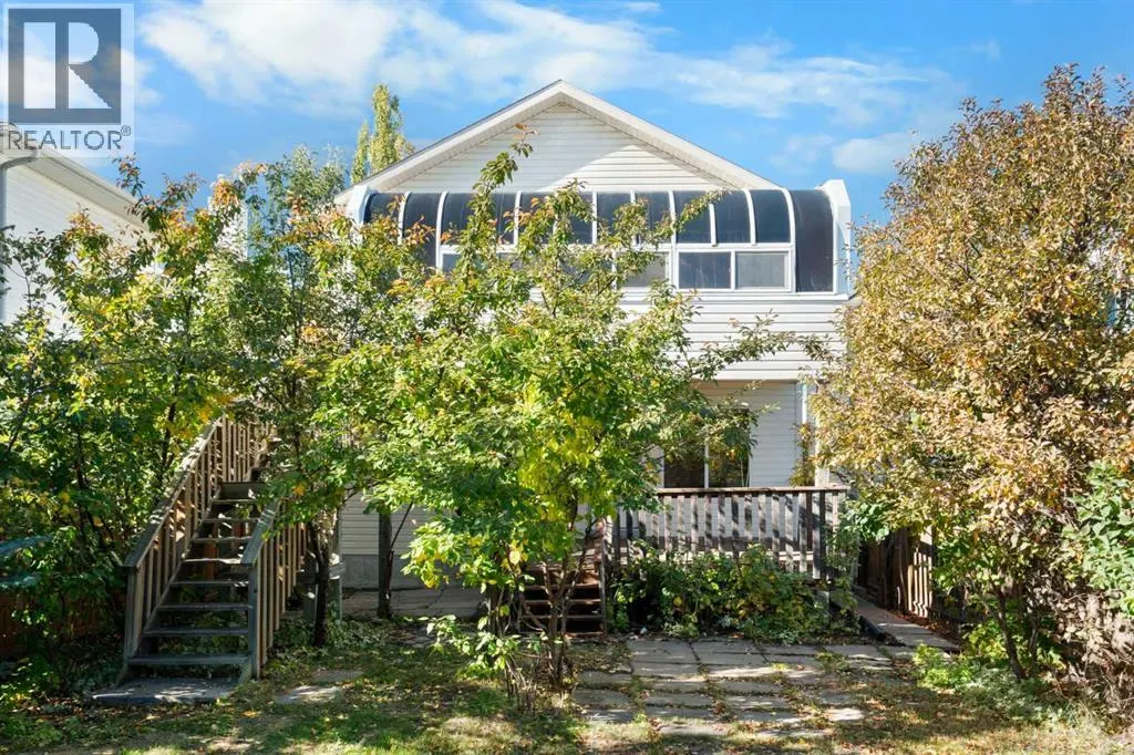 87 Citadel Meadow Grove NW