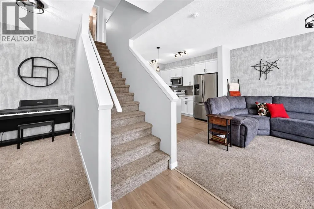 46 Emberside Garden