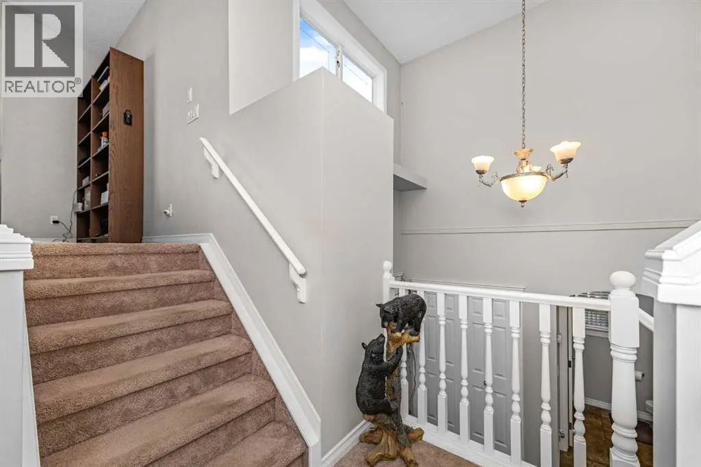 249 West Lakeview Place