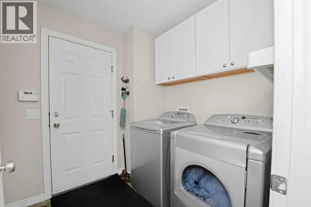 249 West Lakeview Place