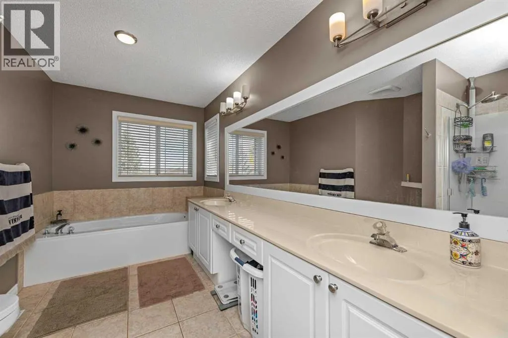 249 West Lakeview Place