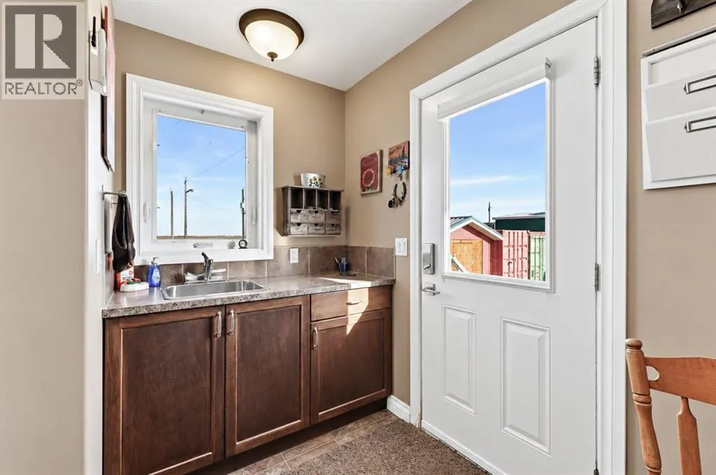 280011 Township 162
