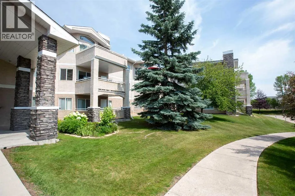 201, 20 Country Hills View NW