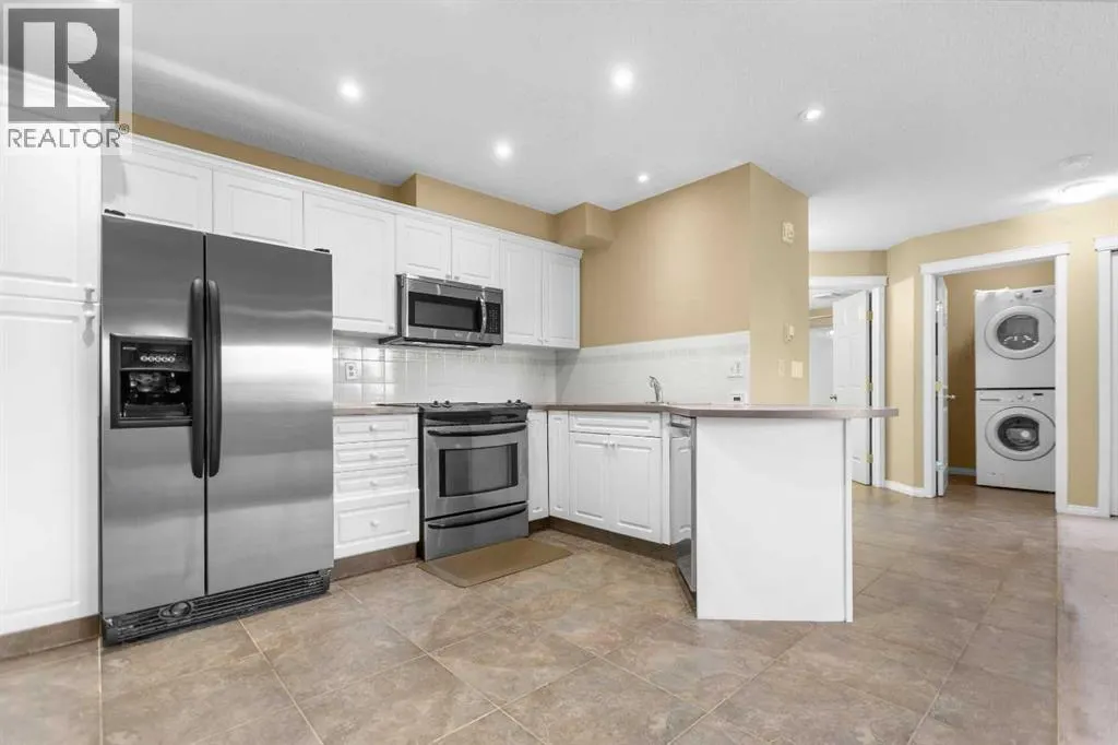 201, 20 Country Hills View NW
