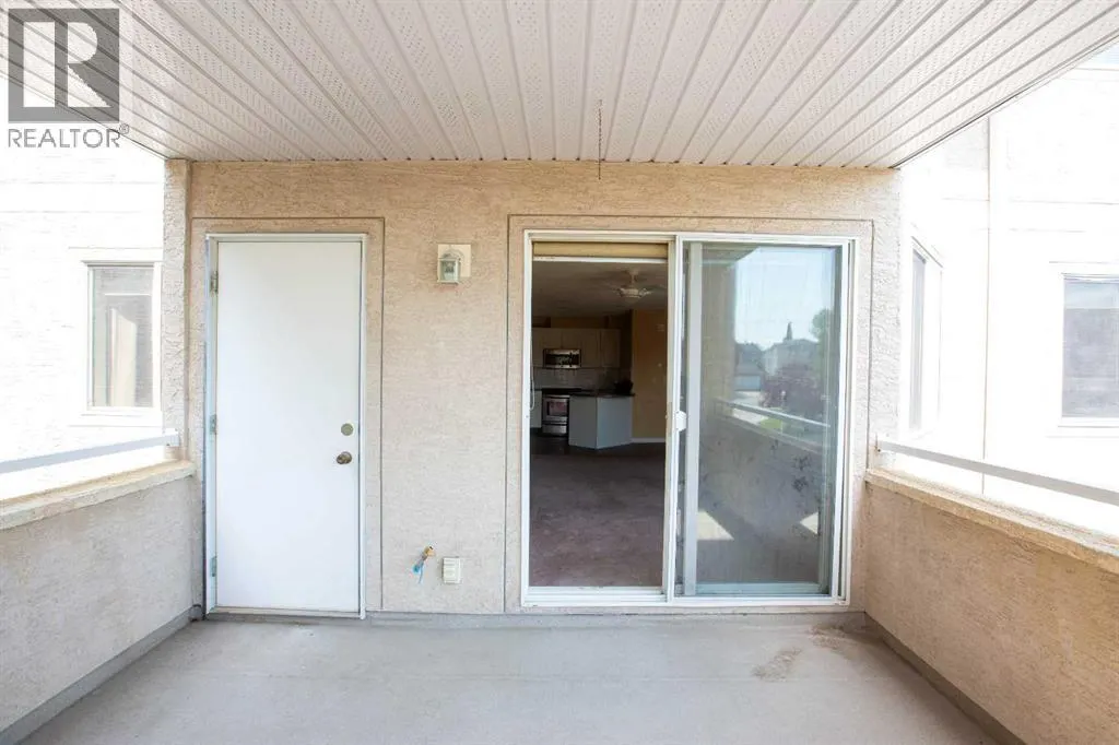 201, 20 Country Hills View NW