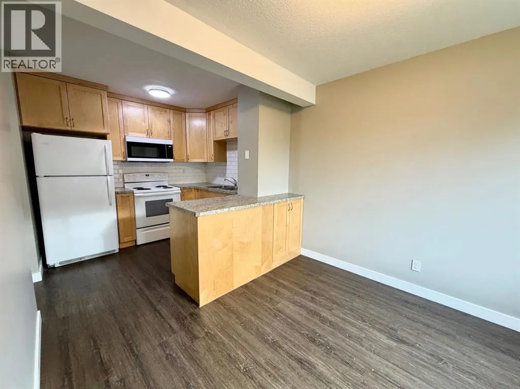 29, 110 Tamarack Avenue