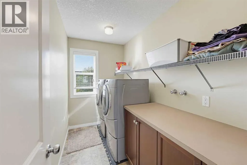 222 Elgin Estates Park SE