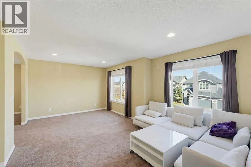 222 Elgin Estates Park SE