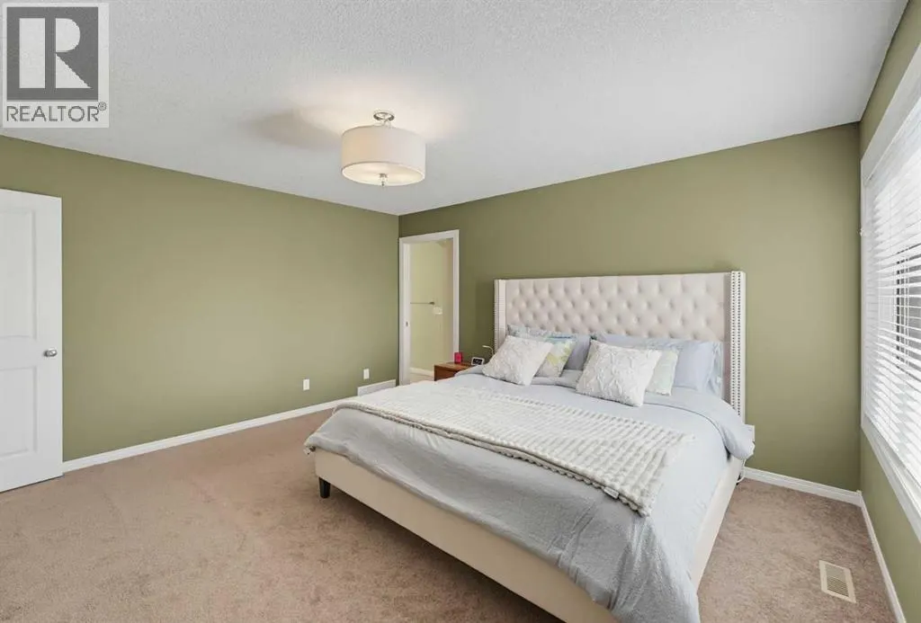 222 Elgin Estates Park SE