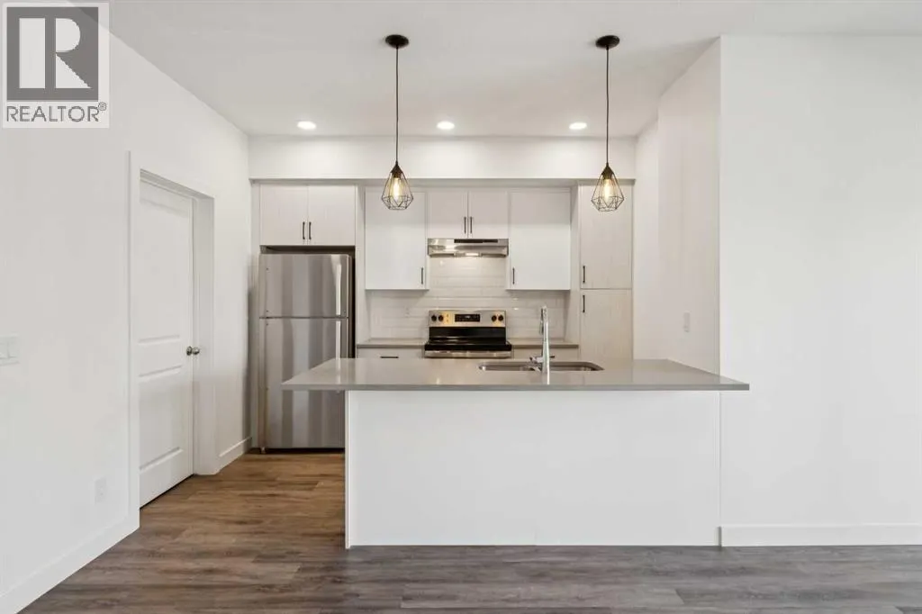 903, 24 Rivercrest Drive